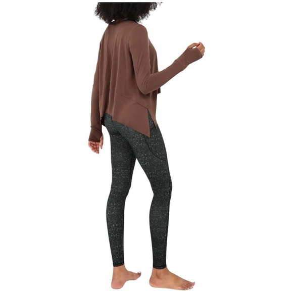 3 for $20 Sale – Mix & Match | Bundle Any 3 Ododios Yoga Shirt Dark Brown Large - Picture 5 of 9